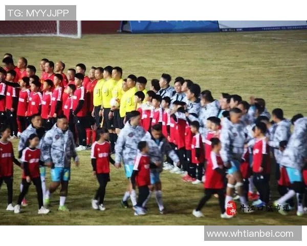 足球场上的歌声与激情中国足球明星的音乐梦想与文化传承